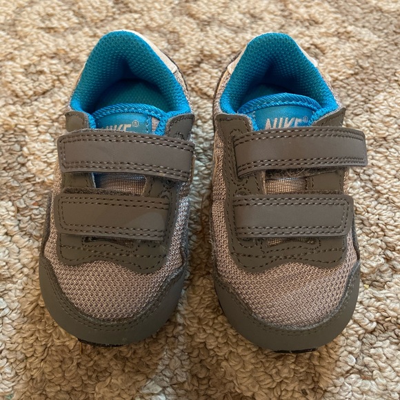 Nike sneakers - Picture 5 of 5